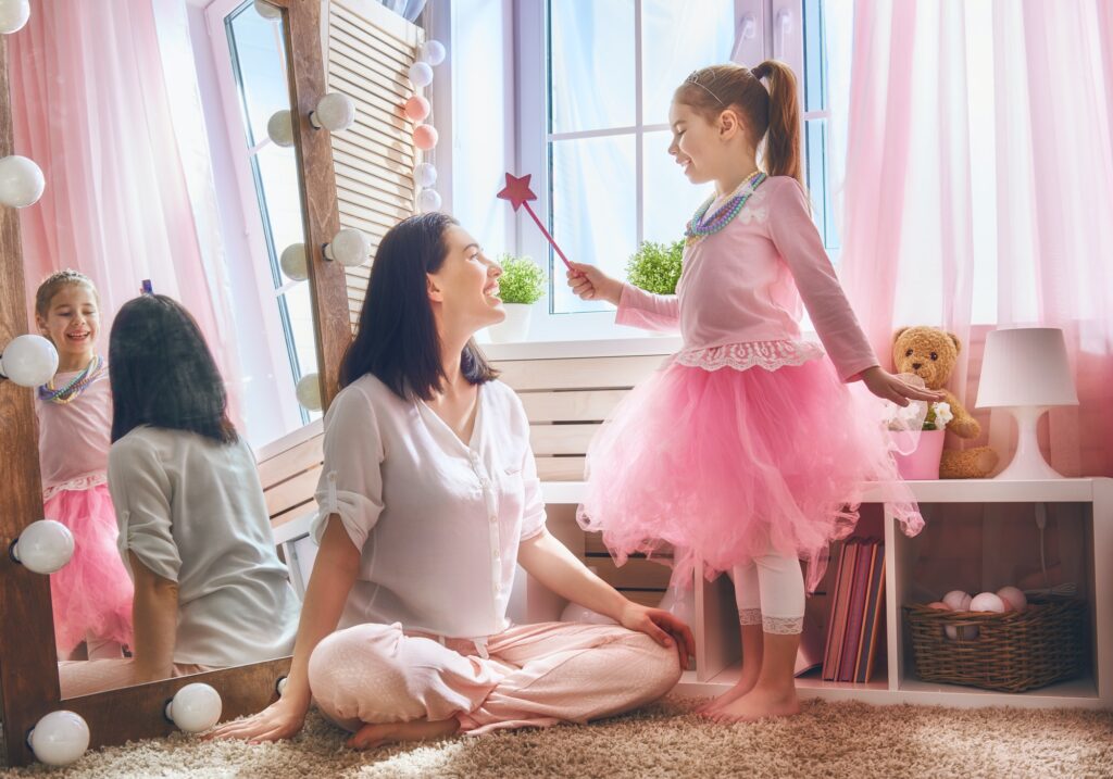 Mom and daughter playing Princess